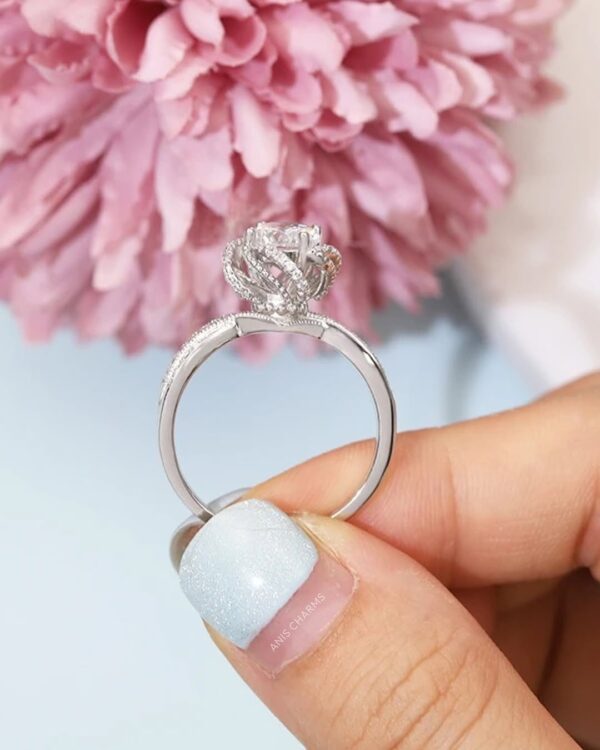 Flower Solitaire Zirconia Ring