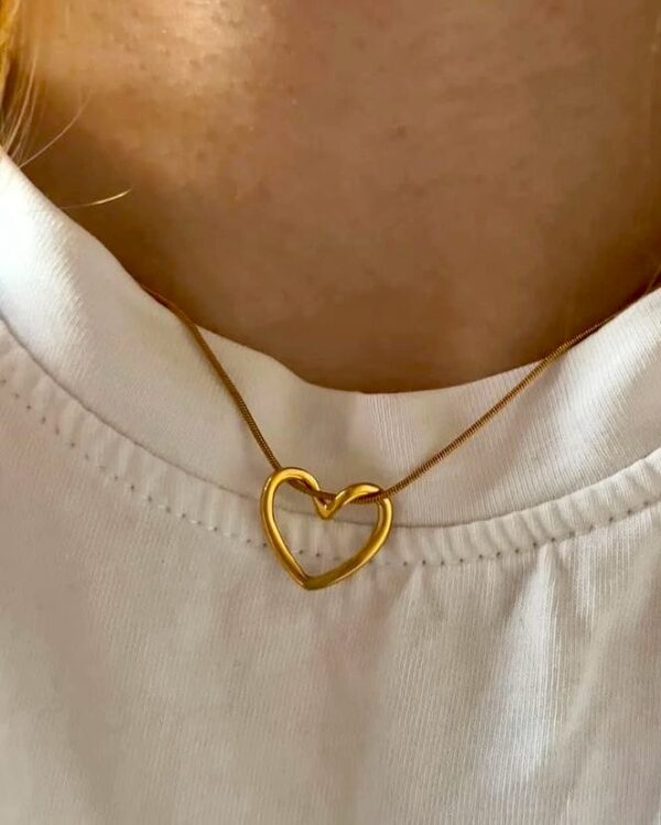Golden Heart Knot Necklace