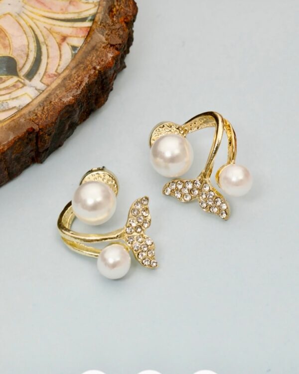 481773130_17894005215175732_3795178034763343010_n Mermaid Pearl Korean Earrings