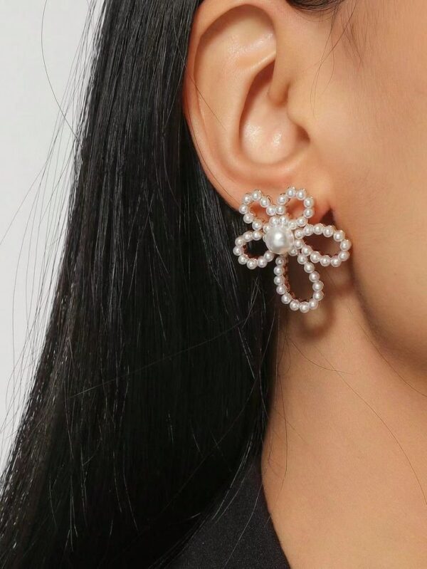 Flower of Pearl Earrings