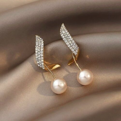 pearl wings earrings