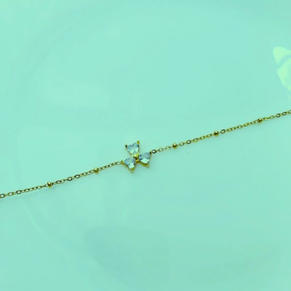 Anti Tarnish Floral Bracelet