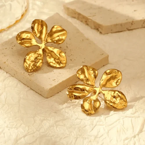 crinkled petal flower studs